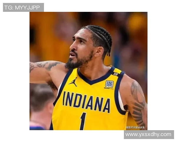 托平三分投篮偏离轨道意外卡住篮筐引发全场哄笑瞬间